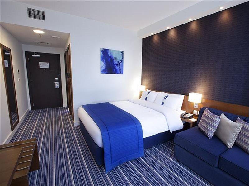 Holiday Bahrain Hotel Манама Екстериор снимка
