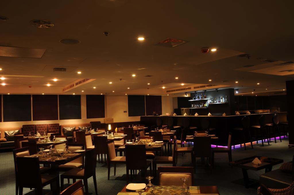 Holiday Bahrain Hotel Манама Екстериор снимка