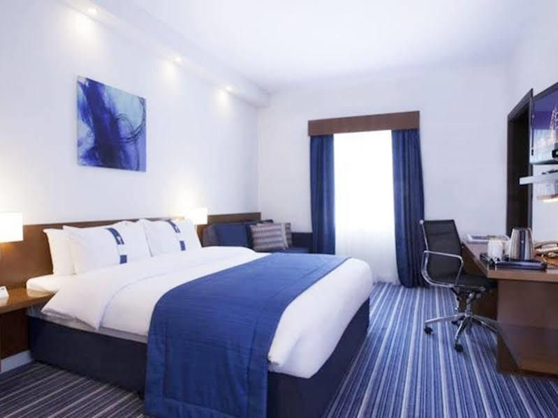 Holiday Bahrain Hotel Манама Екстериор снимка