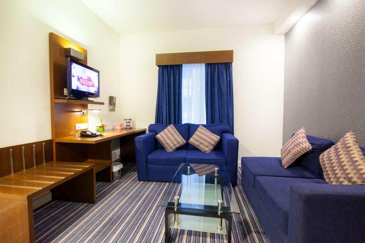 Holiday Bahrain Hotel Манама Екстериор снимка